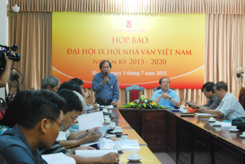 ກອງປະຊຸມຄັ້ງທີ9ສະມາຄົມນັກປະພັນຫວຽດນາມ:ປ່ຽນໃໝ່,ມີຫົວຄິດປະດິດສ້າງ